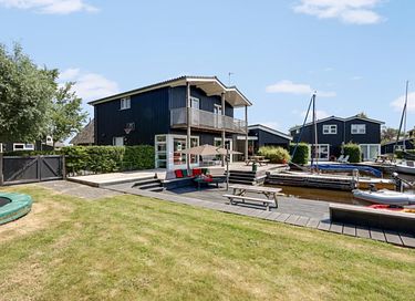 Vakantiehuis aan het water in Friesland - 20