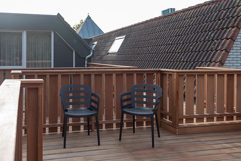 Stylish apartment in the heart of Renesse - 2