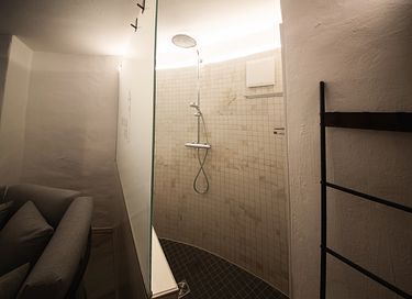 Romantic tower with wellness in the Eifel - 28