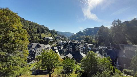 Apartamento de lujo con terraza y vistas a la montaña - 3