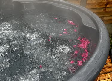 Romantische glamping Dome met privé hottub - 11
