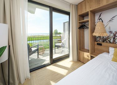 Beach studio overlooking the IJsselmeer - 2