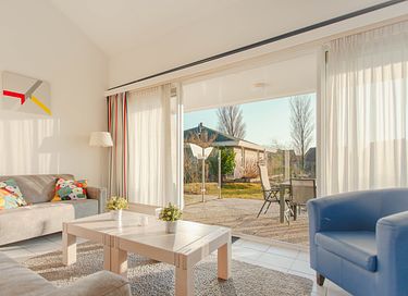 Comfortable holiday home with jetty - 4