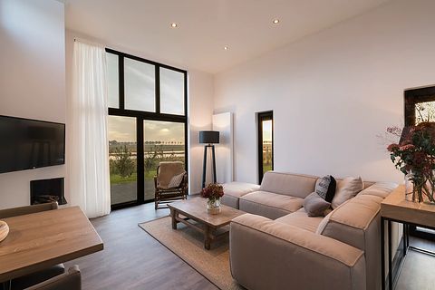 Luxury holiday home close to the beach - 4