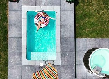 Luxe 6-persoons villa met verwarmd zwembad - 4
