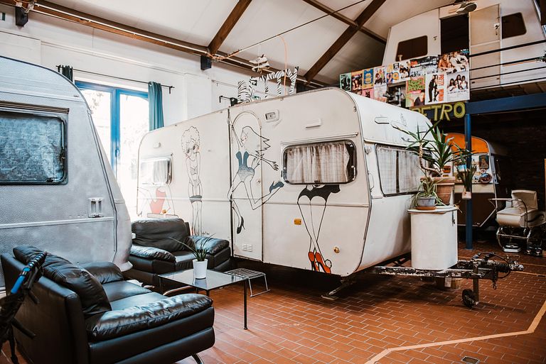 Slapen in een retro thema-caravan in Gent - 1