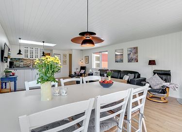 Gezinswoning met grote tuin en sauna - 24