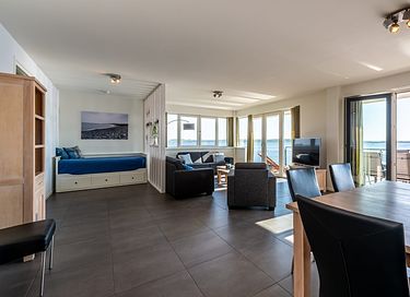 Vakantiewonin met sauna en zicht op het water - 7
