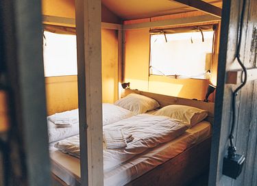 Ruime glamping lodge met eigen sanitair - 9