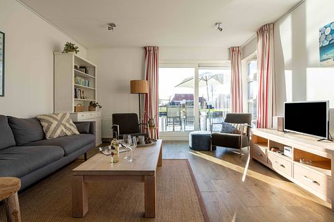 6-person house on a lake in Friesland - 4