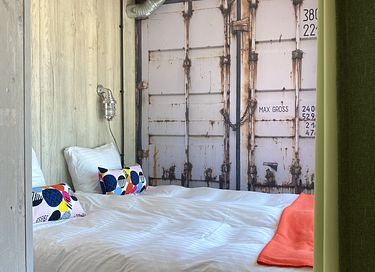 Special stay in a luxury Glamtainer - 13