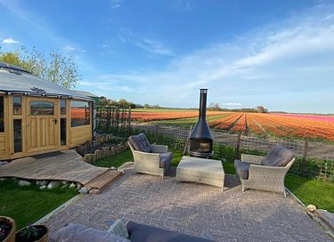 Yourte romantique avec jacuzzi privé - 2