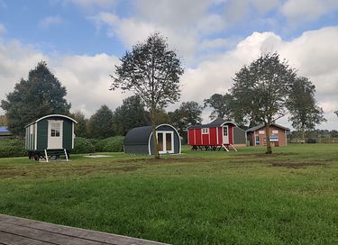 Découvrez la magie du camping dans une roulotte - 11