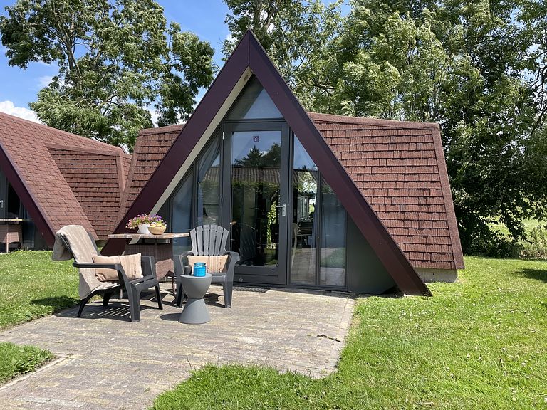 Hotelhuisje bij het Markermeer - 1