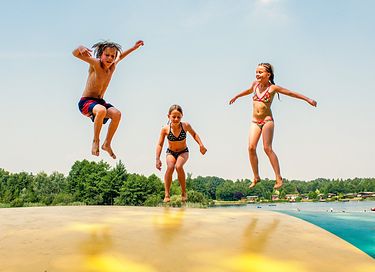 Tente glamping unique (8p) au bord d'un lac - 16