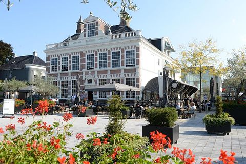 Tot boutique hotel omgebouwd gerechtsgebouw - 2