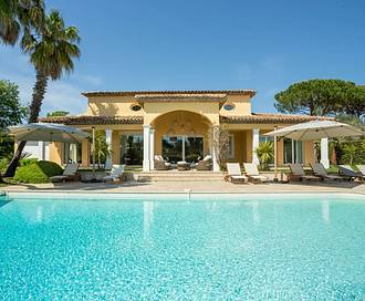 Le 10 case vacanze più belle con piscina nel Sud della Francia