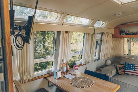 Unieke Airstream met privé hottub en belltent - 5
