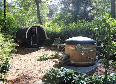 Wellness chalet in bos met sauna en hottub - 2