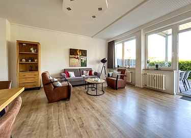 Luxury apartment with a fenced-in garden - 4