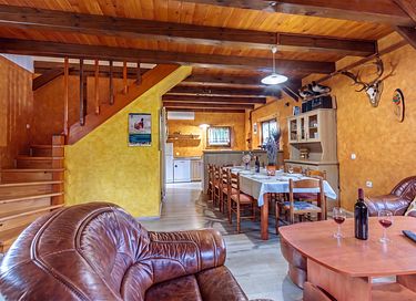 Spacious holiday home with (heated) pool - 26