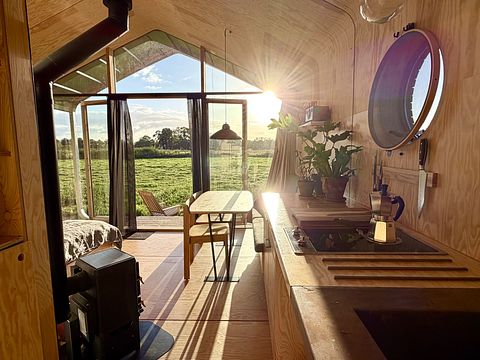 Cabin in prachtig landschap - 4