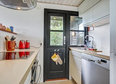 Nice holiday home near the sea - 6
