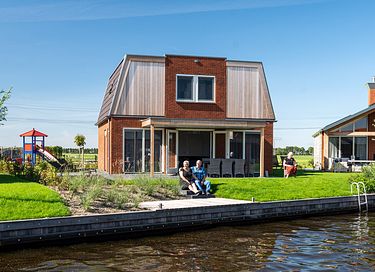 Geräumige Ferienwohnung für 8 Personen am Wasser - 17