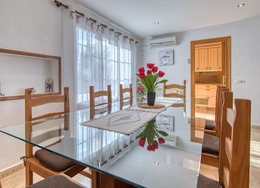 Ruim huis met panoramisch uitzicht en zwembad - 19