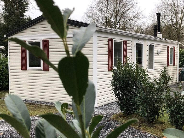 Leuk Tiny House op kleinschalig bosrijk park - 1