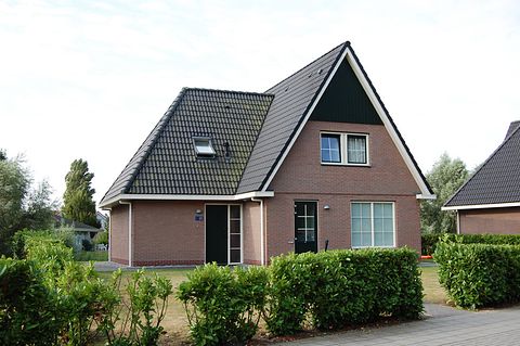 Luxury villa with whirlpool near the IJsselmeer - 2