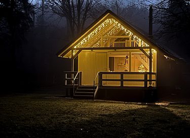 Unique chalet with hot tub on a river - 15
