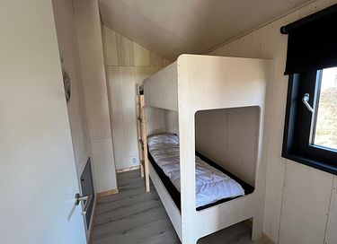 Tiny House aus Holz in den Dünen - 8