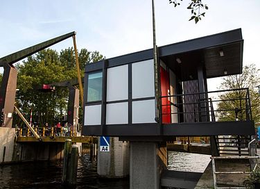 Unique and modern bridge house in Amsterdam - 5