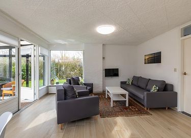 Vacation home near a large lake in Zeeland - 6