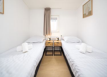 Holiday home with sauna and hot tub in Zeeland - 9