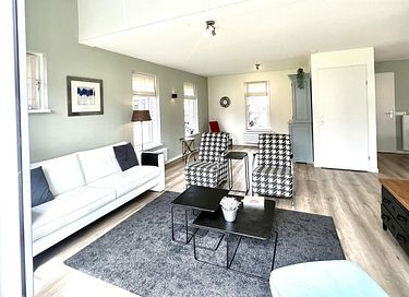 Familiehuis (6p) aan een recreatieplas - 7