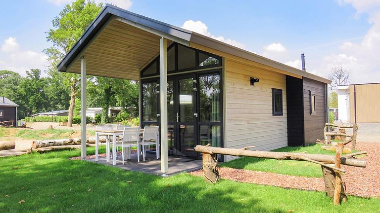 Knus tiny house in de Limburgse natuur - 1