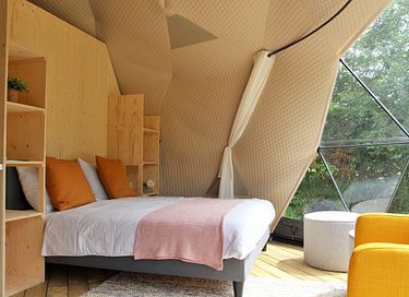 Large tent with panoramic view - 5