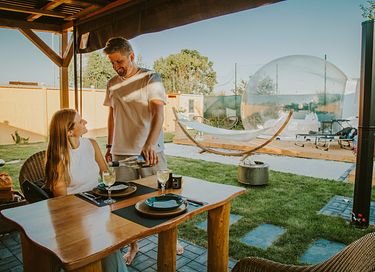 Romantische bubble tent met privé wellness - 7