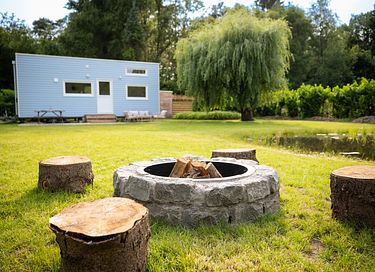 Schönes Tiny House mit Teich und Feuerstelle - 15