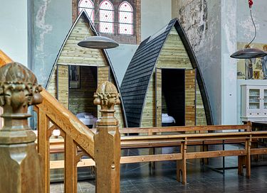 Logement de groupe unique (12p) dans une église - 8