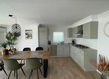 Gîte spacieux au bord d'un lac de loisirs - 9
