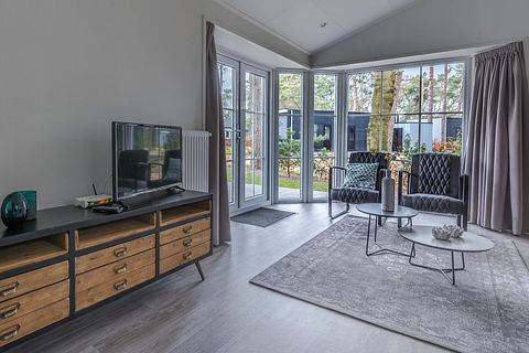 6-person chalet on park in North Holland - 5