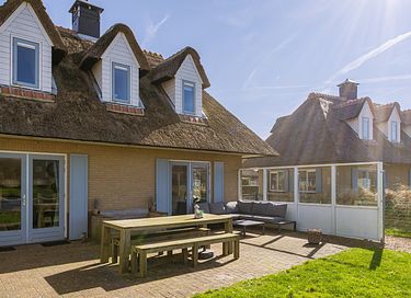 Vacation home in the dunes with private sauna - 29