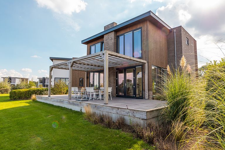Modern vacation home (8p) near the water - 1