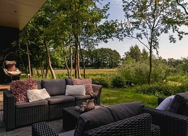 Belle cabane au bord de l'eau avec jacuzzi - 8