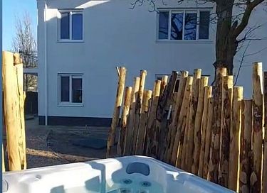 Appartement spacieux avec jacuzzi privé en bord de mer - 7