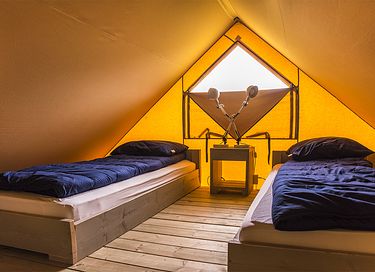 Glamping in a luxury tent with a terrace - 8