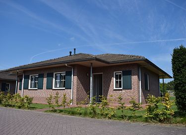 Spacious group accommodation (16p) on the Veluwe